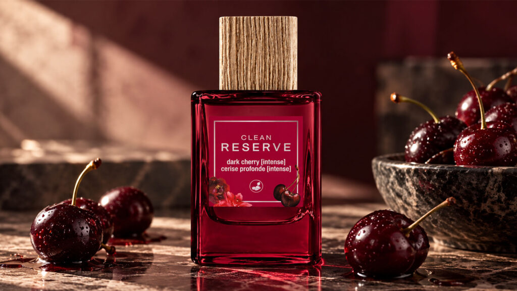 Jak pachnie CLEAN RESERVE Dark Cherry Intense